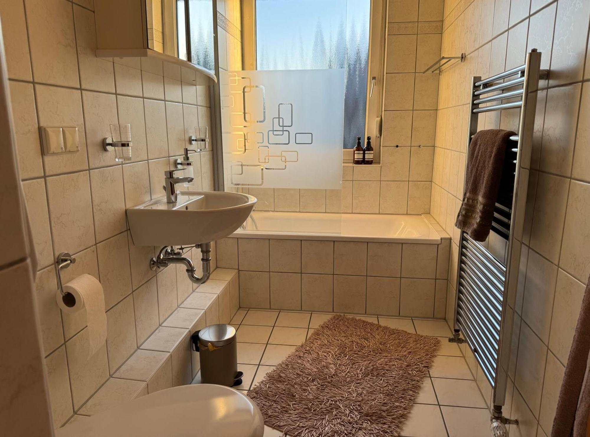 Apartment Ruhrpott Residenz - 3 - 70qm Mit Balkon Oberhausen (North Rhine-Westphalia)